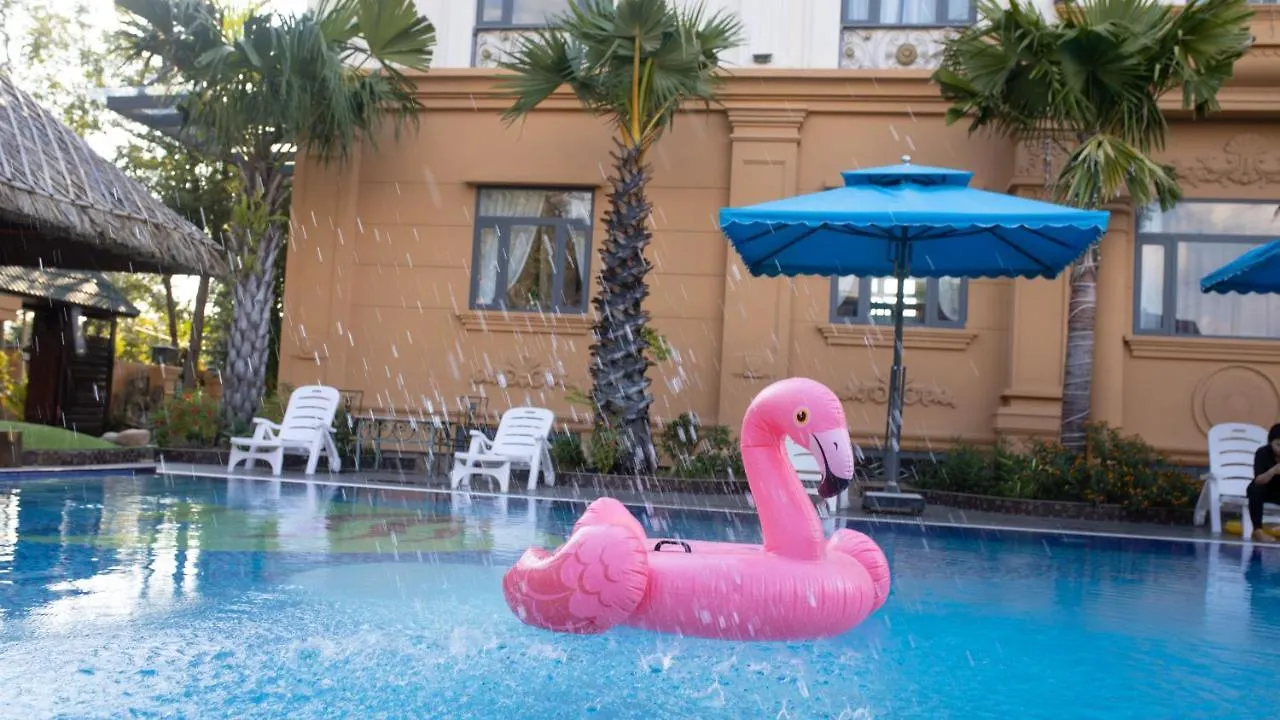 Golden Emerald Resort Ho Chi Minh City Hotel