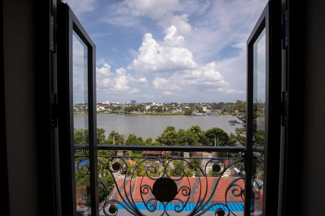 Hotel Golden Emerald Resort Ho Chi Minh City